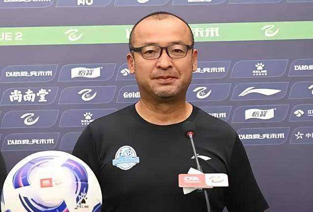 尽管接手时, 重庆球员在, 他不禁质问 尽管接手时, 重庆球员在, 他不禁质问