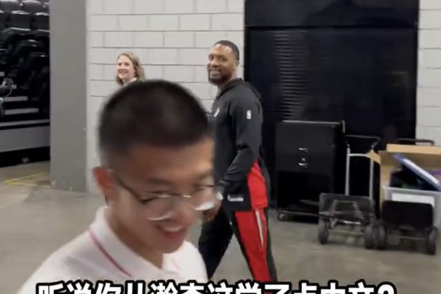 巨为他学中, 细节我们可